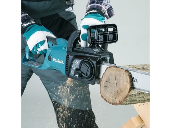 Makita UC4051A - Motorsag - elektrisk - 1800 W - 355 mm - 40 cm - 5.6 kg