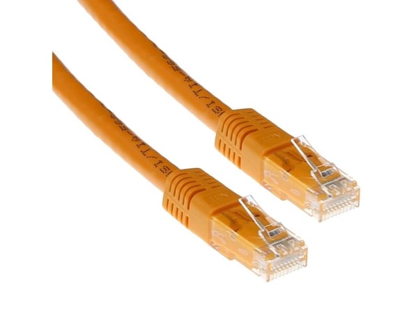 ACT Orange 0,5 meter U/UTP CAT5E patchkabel med RJ45-kontakter