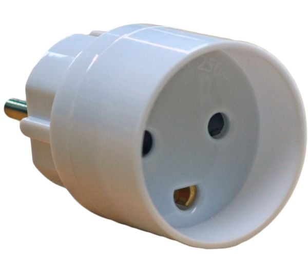 E-Line adapter Schuko hane till DK med jord hona