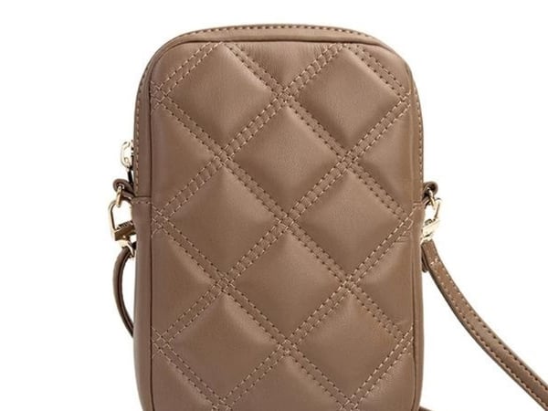 Guess quiltet veske med glidelås 4G (GUWBZPSQSSGW) brun