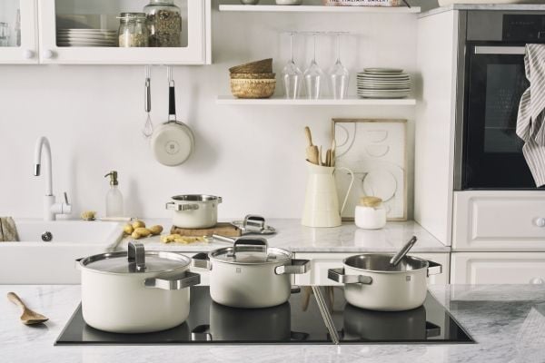 ZWILLING Pure Stekpanna, 28 cm, 18/10 Rostfritt stål, Keramisk non-stick-beläggning