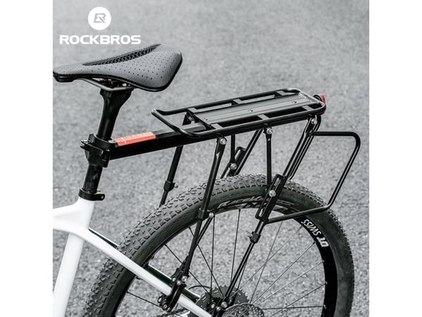 RockBros sykkelbagasjebærer med hylle og setefunksjon samt LED baklys svart