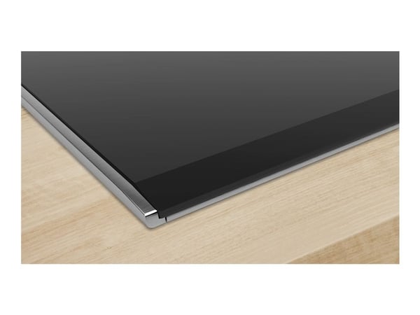 Bosch Serie | 6 PKF675FP2E - Keramisk kogeplade - 4 plader - Niche - bredde: 56 cm - dybde: 49 cm - sort - med rustfrit stål-pynt