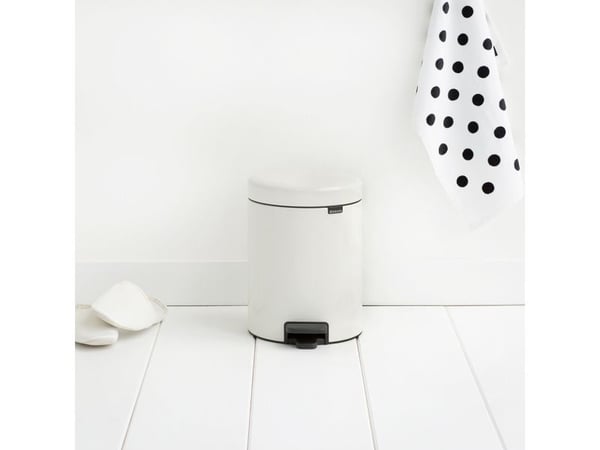 Brabantia newIcon - Søppelbøtte - flipp-lokk - 5 L - fotpedal - hvit