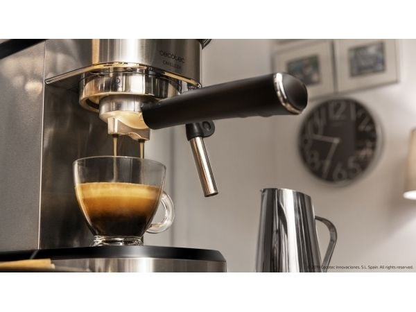 Cecotec Cafelizzia 790 Steel, Espressomaskin, 1,2 l, Malt kaffe, 1350 W, Rustfritt stål