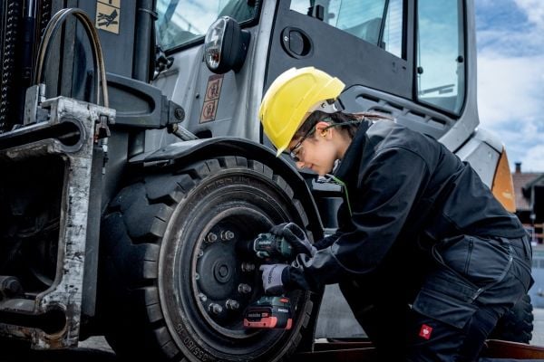 Metabo SSW 18 LTX 800 BL - Iskevä lyömäväännin