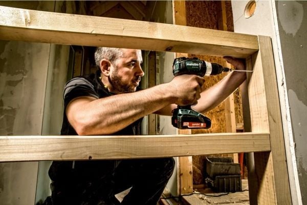 Metabo BS 18 LT BL - Borr/drivare - sladdlös - 2 hastigheter - nyckellös chuck 13 mm - 75 N·m - inget batteri - 18 V - SOLO