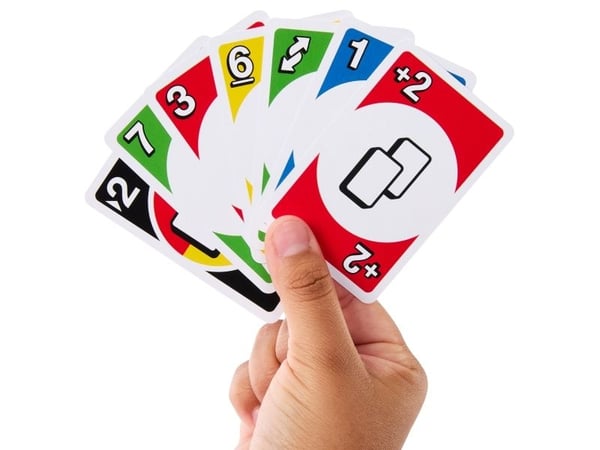 Mattel Games DOS Andra utgåvan av ett kortspel för barn och vuxna, Kortspel, Kasta kort, 7 År, Familjespel