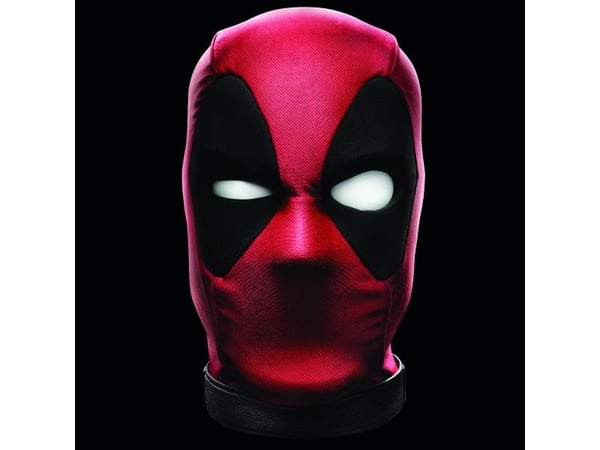 Marvel Deadpool, Gutt/Jente, 18 år, Gir fra seg lyd