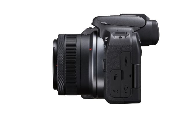 Canon EOS R10 + RF-S 18-45 mm F4.5-6.3 IS STM (F/4.5-6.3 IS STM) + monteringsadapter EF-EOS R