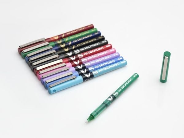 Pilot Hi-Tecpoint V7 - Rulleballpenn - rød - 0.7 mm
