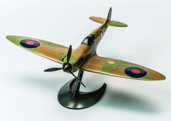 Airfix Spitfire, Luftfarkostmodell med fast vinge, Monteringssats, Spitfire, 34 styck, Militärflygplan, Grön