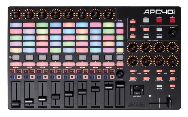 Akai APC40 MKII, 9 kanaler, Sort