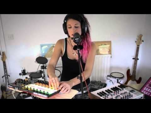 Akai APC40 MKII, 9 kanaler, Sort