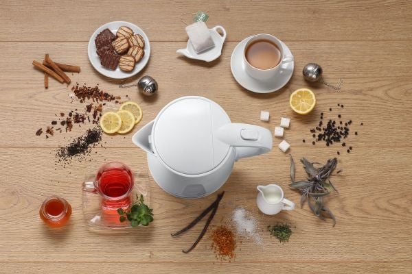 Gorenje K17WE - Vattenkokare - 1.7 liter - 2.2 kW - vit