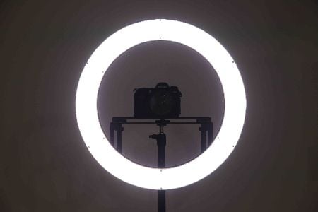 Falcon Eyes DVR-512DVC, 14.8 V, 5 A, 1,5 kg