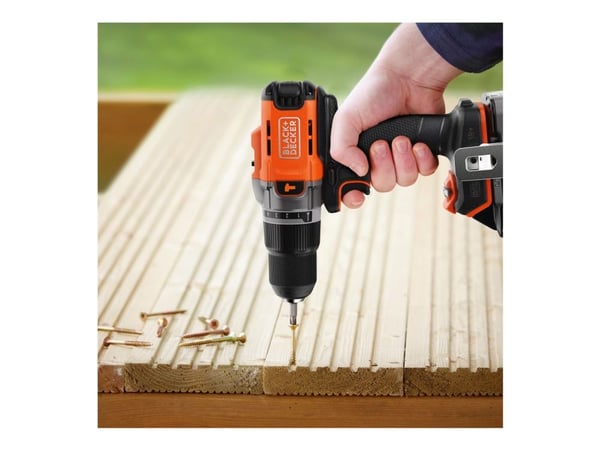 Black & Decker BCD383D2XK-QW, Pistooliporakone, Oranssi, 1,3 cm, Akku, 2 ah, 18 V