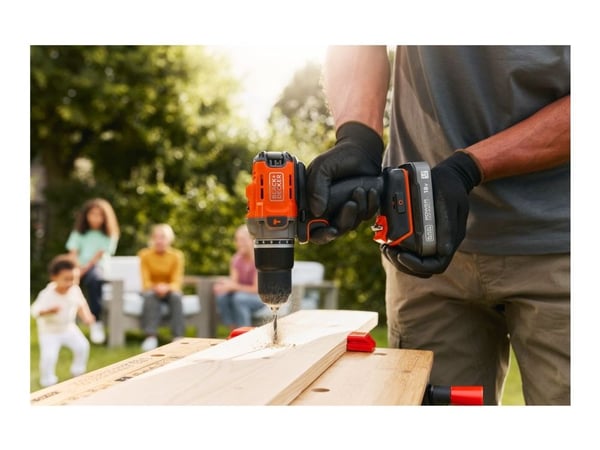 Black & Decker BCD383D2XK-QW, Pistooliporakone, Oranssi, 1,3 cm, Akku, 2 ah, 18 V