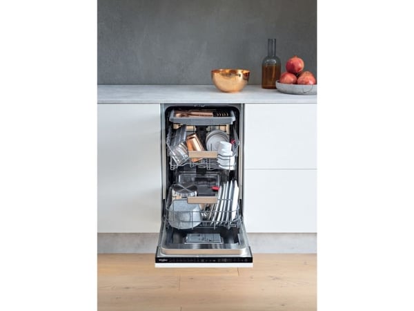 Whirlpool WSIP 4O33 PFE, Fullstendig innebygget, Slimline (45 cm), Svart, Svart, Berøringskontroll, 1,3 m