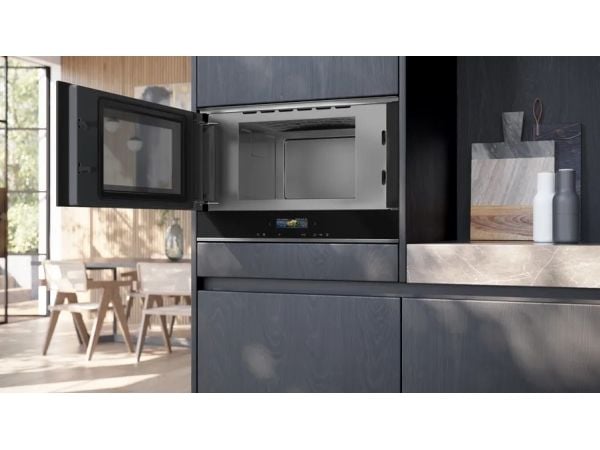 Siemens iQ700 BF722L1B1 Inbyggd mikrovågsugn - 21 liter - 900 W - svart/rostfritt stål