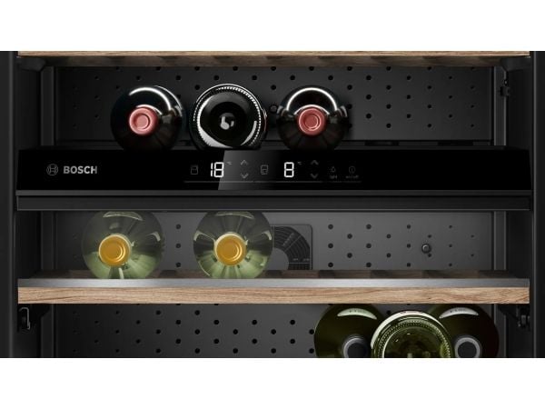 Bosch Serie 6 KWK16ABGB, Viinijäähdytin, vapaasti seisova, 44 pulloa, 60 W, G, musta