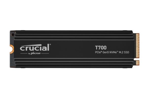 Crucial T700 2TB PCIe SSD med kjøleribbe