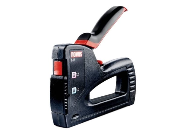 Novus stiftemaskin J-17 turkis/hvit (030-0474)