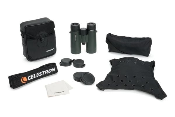 Celestron TrailSeeker, BaK-4, 8x, 4,2 cm, Fully Multi Coated (FMC), Vattentät, 655 g