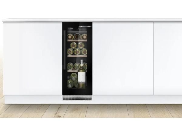 Bosch Serie | 6 KUW20VHF0 - Vinkjøler - innebygd - fordypning - bredde: 30 cm - dybde: 55 cm - høyde: 82 cm - 58 liter - Klasse F