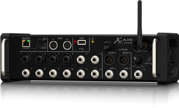 Behringer XR12, 12 kanavaa, Musta Behringer XR12, 12 kanavaa, Musta