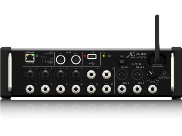 Behringer XR12, 12 kanaler, Svart