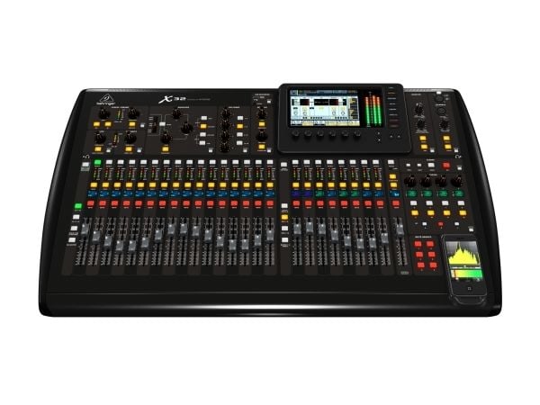 Behringer X32 digitaalinen mikseri Behringer X32 digitaalinen mikseri
