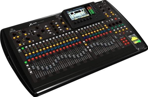 Behringer X32, 40 kanaler, Sort