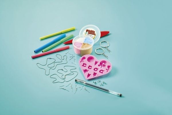 Totum Sweet Charm Factory, Modelleringsleire, Flerfarget, Barn, 360 - 480 min, 5 år, Jente