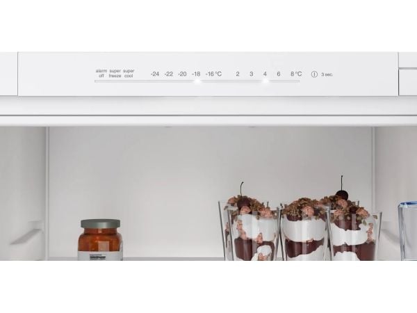 Bosch Serie | 2 KIN96NSE0 - Kylskåp/frys - bottenfrysskåp - inbyggd - fördjupning - bredd: 56 cm - djup: 55 cm - höjd: 194 cm - 290 liter - Klass E