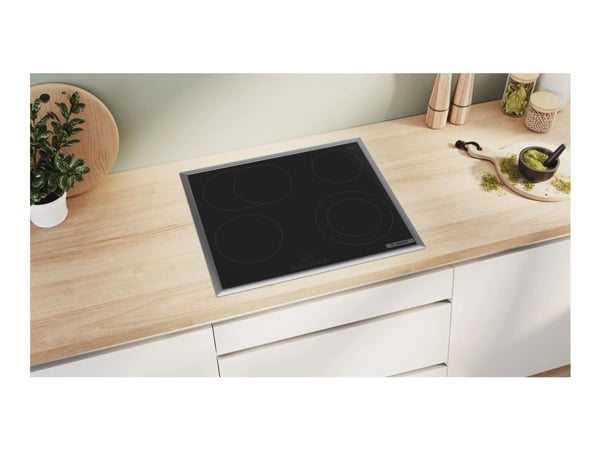 Bosch-sarja | 4 PKN645BB2E - Keraaminen liesi - 4 lautasta - Niche - leveys: 56 cm - syvyys: 49 cm - ruostumattomasta teräksestä valmistettu reunus...