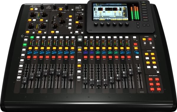 Behringer X32 Compact, 40 kanaler, 120 W, Sort Behringer X32 Compact, 40 kanaler, 120 W, Sort