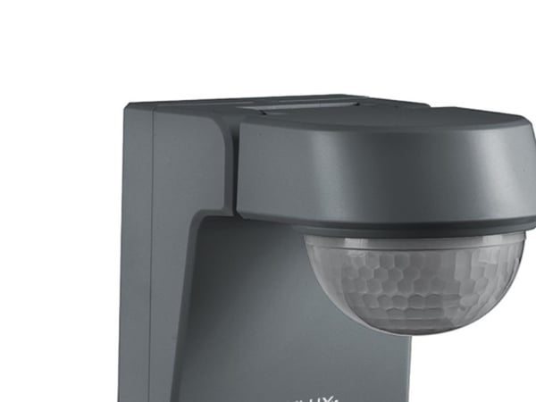 Rörelsesensor m. 230° bevakning