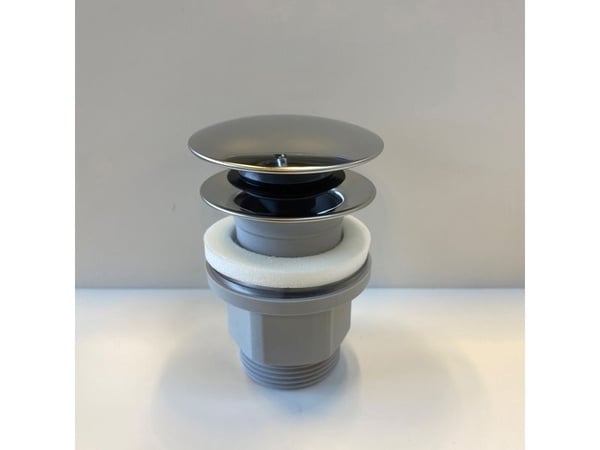 Ideal Standard 1 1/4" forkromet push open bundventil i plast med topcover i rustfrit stål