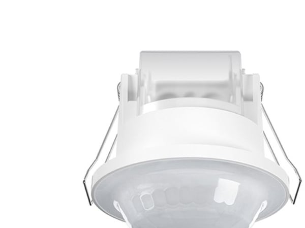 ESYLUX Kattoon asennettava liiketunnistin BASIC EXPRESS MD 360° 08 IR 1C FM IP23 WH, kantama n. Ø 8 m, nollakohdan ylitys reletoiminto
