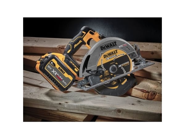DeWALT DCS573NT-XJ sladdlös cirkelsåg