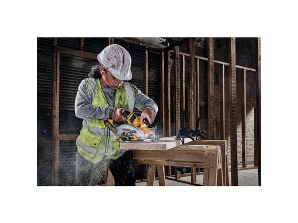 DeWALT DCS573NT-XJ sladdlös cirkelsåg