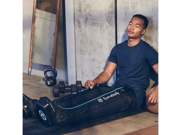 Therabody RecoveryAir JetBoots jalkahierontalaite