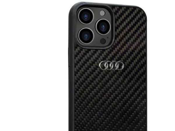 Audi Carbon Fiber iPhone 13 Pro Max 6,7" svart/svart hardt deksel AU-TPUPCIP13PM-R8/D2-BK