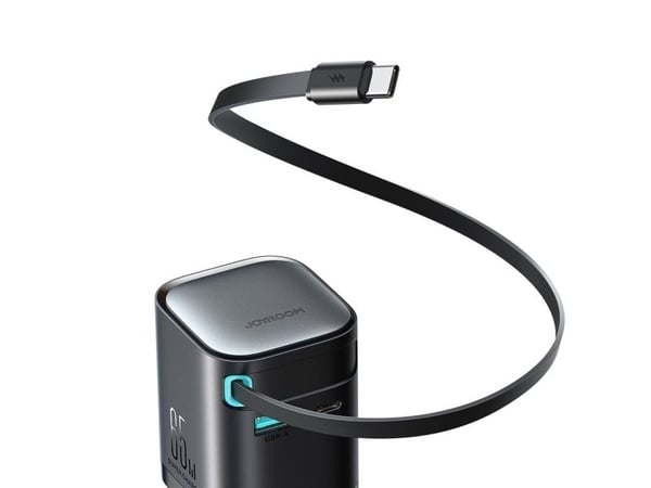 Joyroom JR-TCL02 laddare 1x USB-A 2x USB-C (JYR1042)