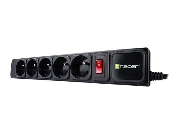 Tracer PowerWatch, 5 AC-pistorasia(a), Tyyppi C, musta, 3 m