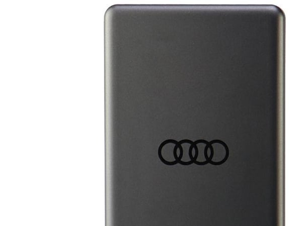 Audi 15W trådløs powerbank 5000 mAh grå Big Logo MagSafe AU-MWPB5000-GT/D1-GY