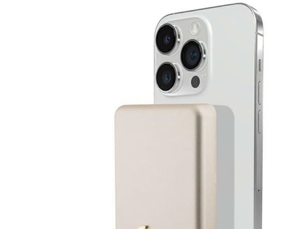 Powerbank Guess Guess Induction Powerbank 15W GUPBM5ALGSGD 5000mAh gull/gull MagSafe Metal Script Logo