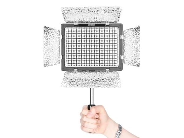 Yongnuo YN300 III, ?DC, 173 mm, 153 mm, 43 mm, 650 g