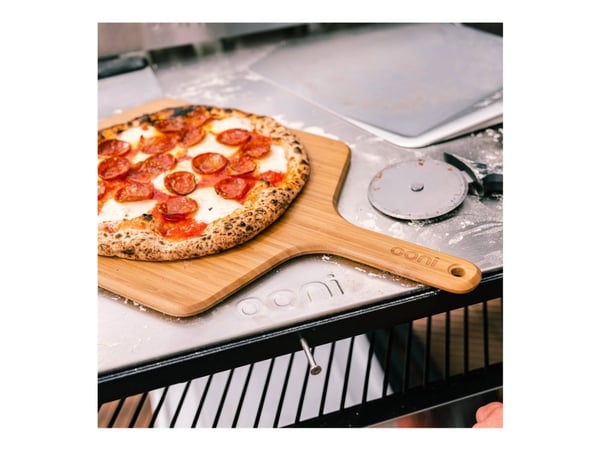 Ooni 12″ (30cm) Bamboo Pizza Peel & Serving Board